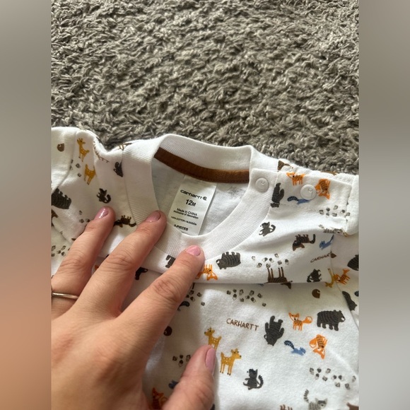Baby Carhartt Farm Animals 12 Months Snap Button Close One Piece Bodysuit - Picture 7 of 10